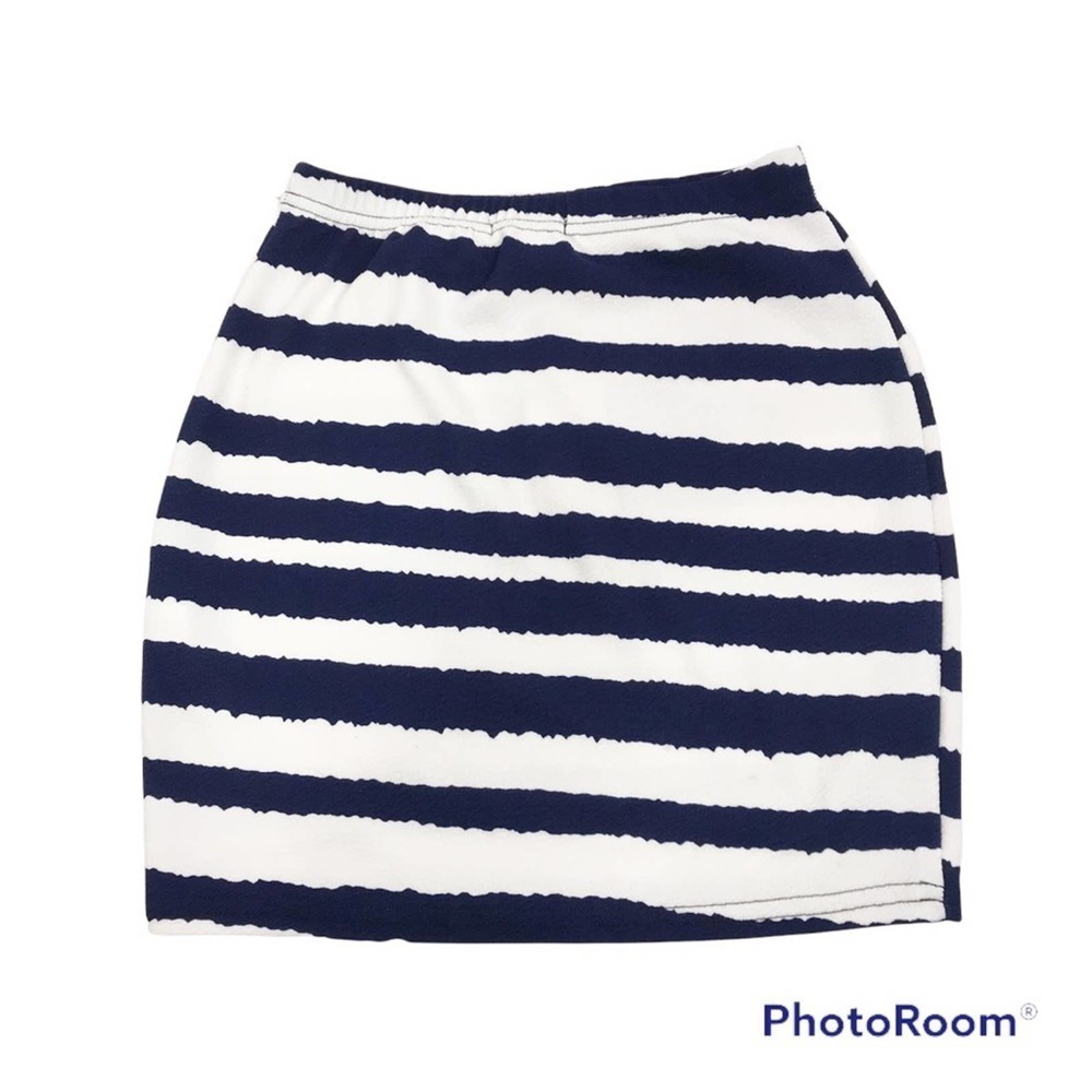 Boohoo Night blue and white striped Aline mini skirt size 2 NWT